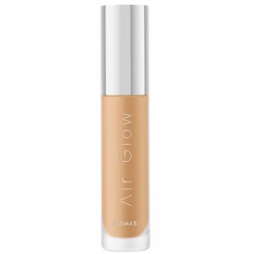 Puder za suvu i dehidriranu kožu. Formulisan kako bi zaštitio kožu od dehidracije. Odgovara mladoj ali i zreloj kožu. Sadrži Carrageenan (Cosmos Certifikat) dobijen iz crvene alge pomaže koži da zadrži dugo vodu i sprečava razvoj određenih virusa. Povećava sintezu epidermalne hijaluronske kiseline i ceramida. Lagana formula sa za potpuno prirodan look. Natural finiš za hidriranu,mekšu i glatku kožu. Pokrivenost koja se može nadograditi. Dubinska hidratacija. Lagana i baršunasta tekstura koja sadrži morsku vodu. Dostupan u 8 nijansi. Dermatološki testirano. Odobren i za osetljivu kožu. Bez glutena i parabena. Bez parfema i ulja. Vegan formula.